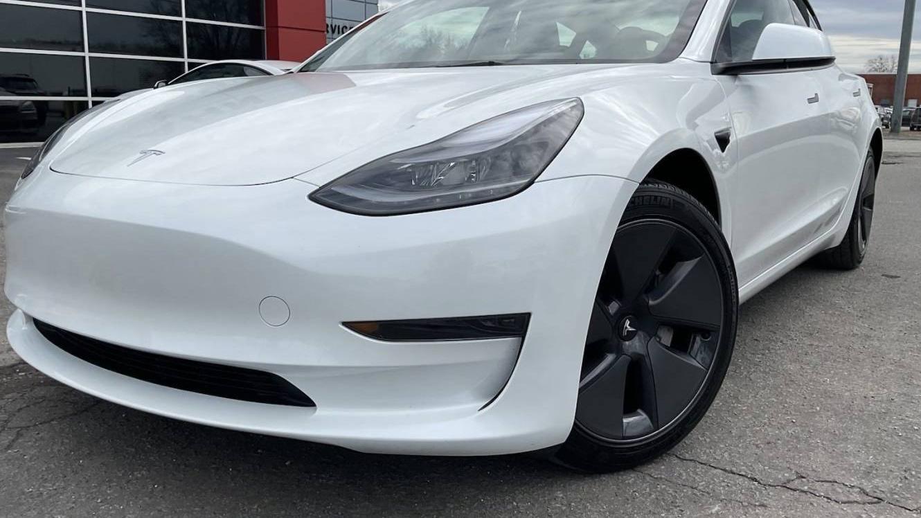 TESLA MODEL 3 2023 5YJ3E1EA5PF583215 image